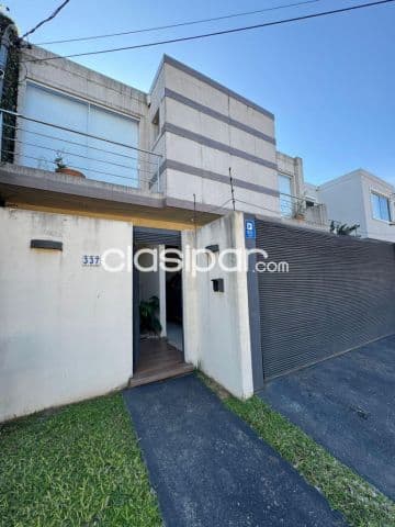 Casa en asuncion zona la galeria cod 2933