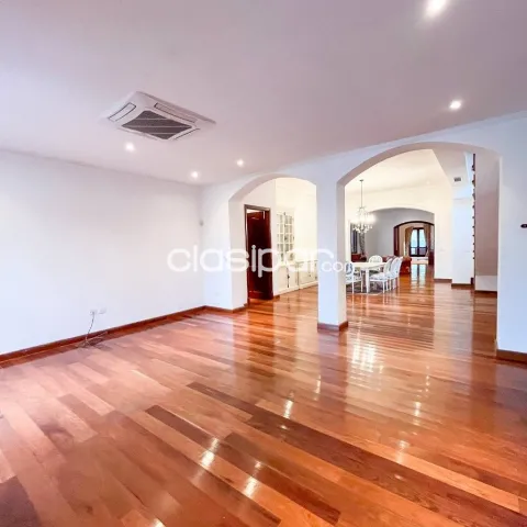 En venta – exclusiva residencia de lujo en surubi’í — foto 3