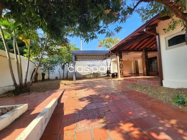 Casa en venta zona 4to barrio Luque — foto 3