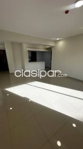 En venta departamento de 3 hab en Parques del Sol Barrio San Vicente, foto 3