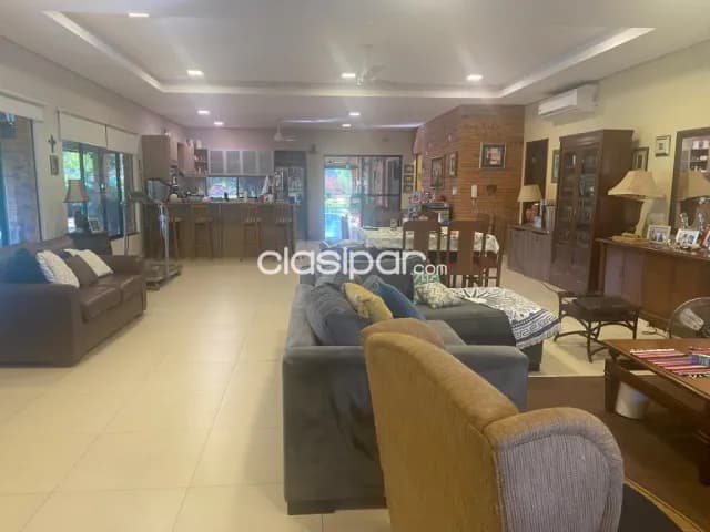 Surubi-í: 1.321 m2, confortable residencia tipo country, 3 dormit, amplios ambientes, jard — foto 3