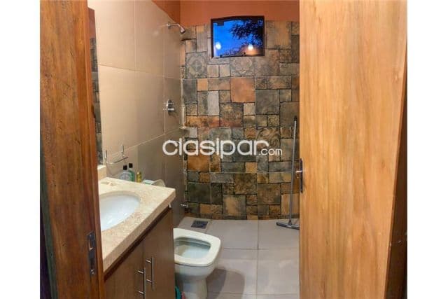 Casa amoblada en atyrá con piscina — foto 1