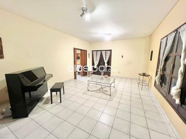 Casa en lambare barrio felicidad cod 3098