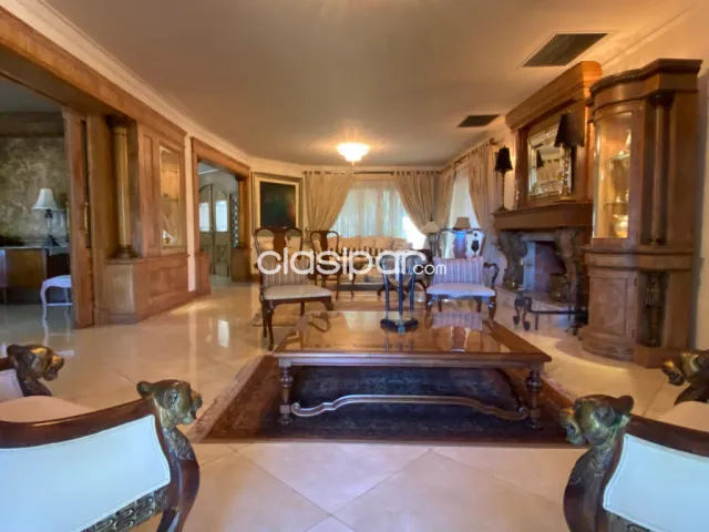 En venta Residencia de 4 Dormitorios en suite, en barrio Carmelitas, foto 5