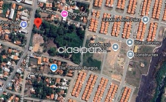 Amplio terreno en esquina de 12.000 m2 en mra