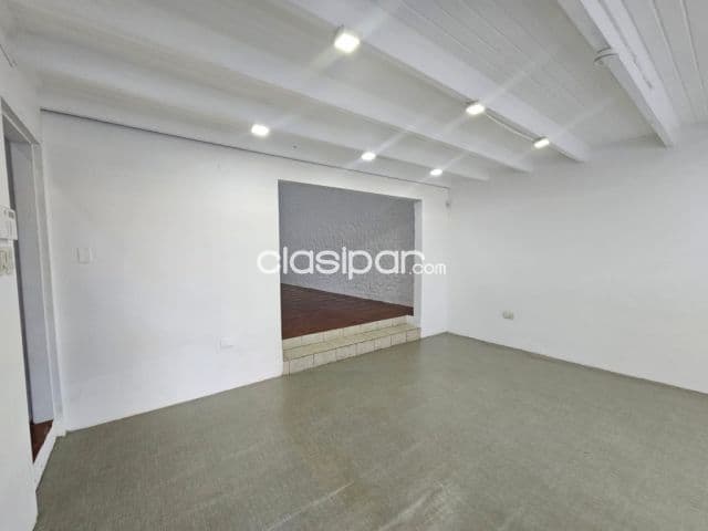 Propiedad comercial en esquina bo. Recoleta