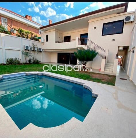 Manorá: Esplendida residencia, 4 dormit, amplios ambientes, escritorio, gran jardín, pisci