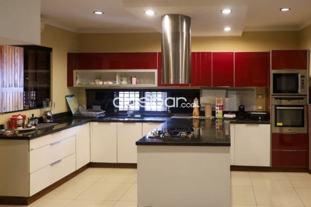 En venta casa en villa aurelia