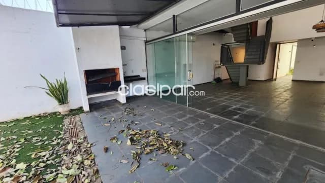 Duplex de 3 dormitorios en bo. Stma Trinidad — foto 2