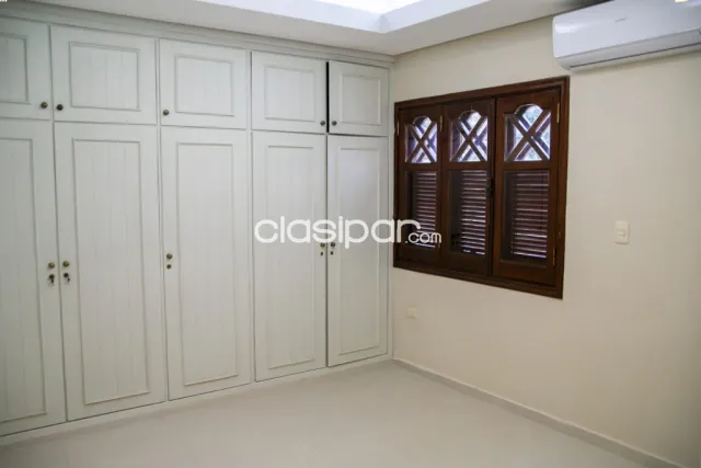 En venta duplex en el condominio las perlas - lambare, foto 2