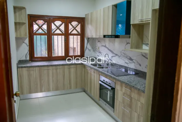 En venta duplex en el condominio las perlas - lambare, foto 5