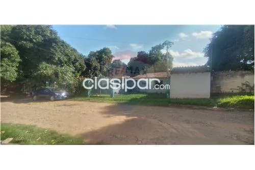 Amplia propiedad de 432 m2 en F.Mora, zona Norte a 2 cuadras de Mcal. López, foto 2