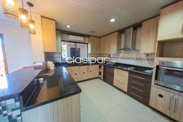 En venta casa en fernando de l a mora zona sur, foto 1