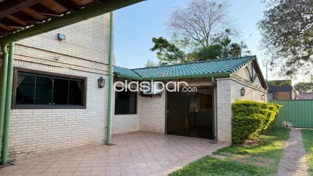 Hermosa y amplia residencia de 6 dormitorios en reducto, San Lorenzo — foto 3