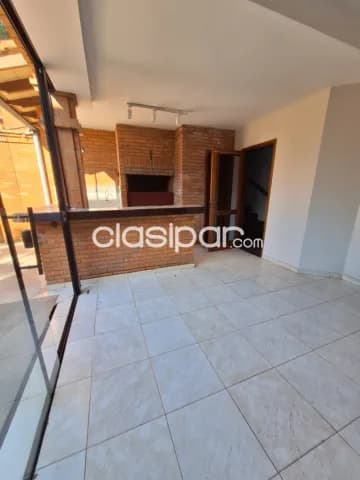 Bella Casa de 3 Dormitorios en Suite, Barrio Las Lomas - CLHO7227910 — foto 3