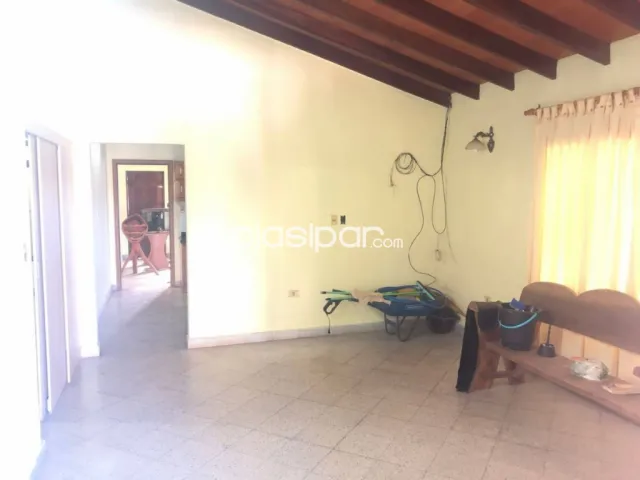 Amplia casa de 3 dormitorios en capiata (ruta d027), foto 5