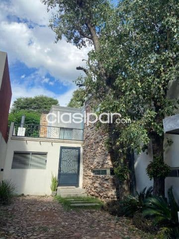 A Precio De Oferta Hermosa Casa Tipo Duplex En Lambare Zona Del Yacht Y Golf Club