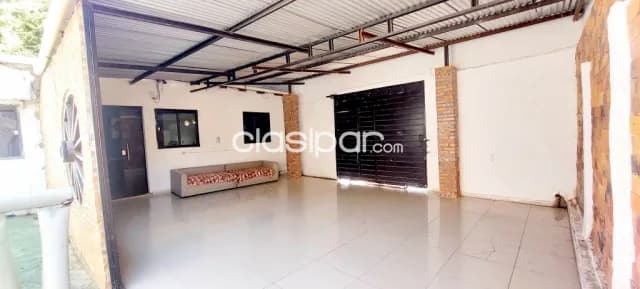 Hermosa casa con piscina en Areguá, foto 3