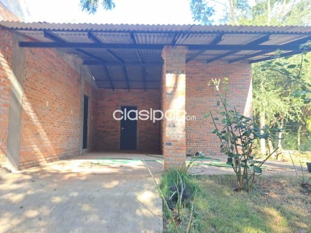 Casa quinta en Luque, amplio terreno 2840 m2