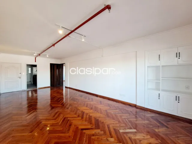 Departamento Refaccionado de 2 Habitaciones con Área de Servicio, foto 3