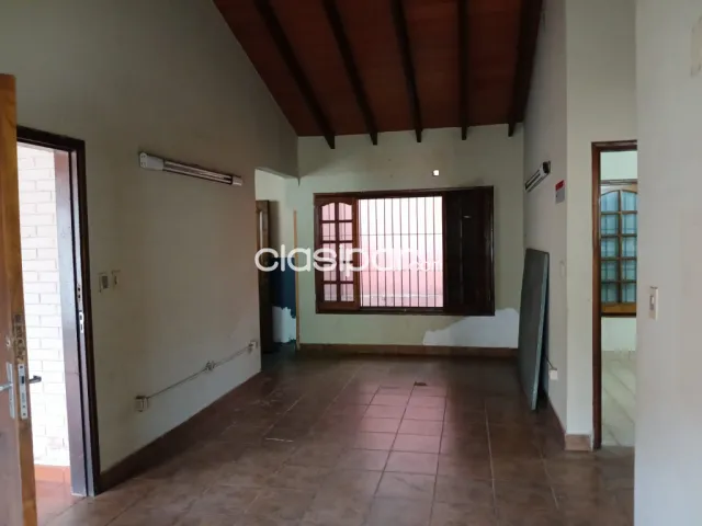 O vendo casa en lambare sobre cacique cod 3190 — foto 3