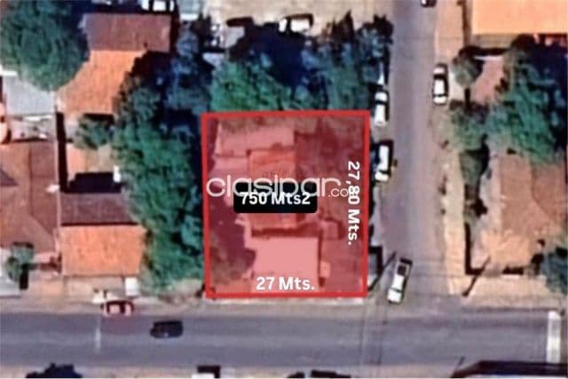 En venta amplio terreno en esquina 27x27,80(750m2)