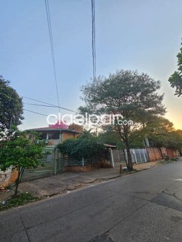 Condominio de 3 Duplex en Asuncion sobre Ana Diaz zona Colegio Nacional de la Capita