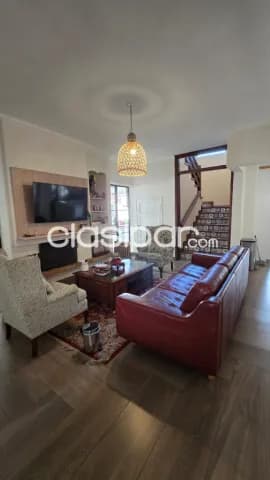 Excepcional Residencia de 600 m2 en el Barrio Mariscal López - CLHO7261842, foto 2