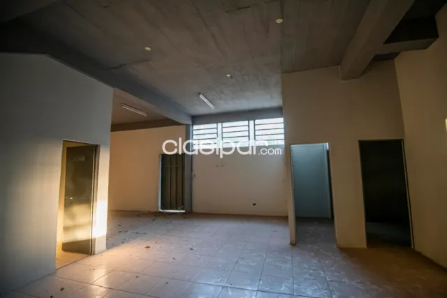 San Lorenzo, 3 bocas: 2 depósitos alquiler, 350 + 400 m2 + oficina, 15.000.000 gs — foto 5