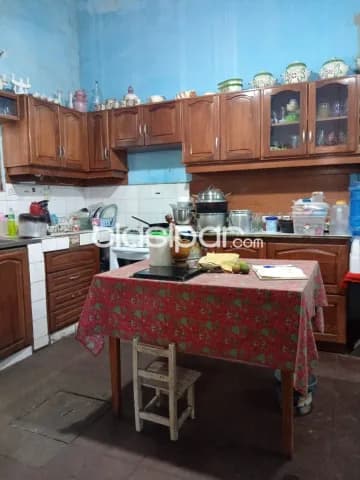 Dos locales comerciales con departamento y vivienda en el b. Vista alegre — foto 3