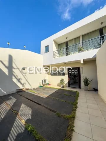 Hermosa Residencia en Barrio Jara, foto 2