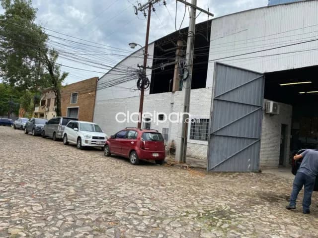 Amplio depósito con cómodos espacios para oficinas en barrio Jara, zona la costa — foto 4