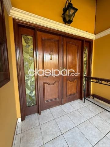 Amplia residencia de 3 habitaciones en San Lorenzo, zona salemma, foto 3