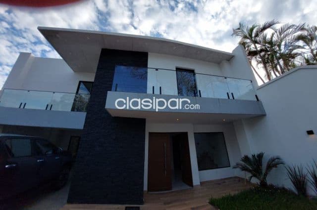 Casa en lambare barrio felicidad cod 5747