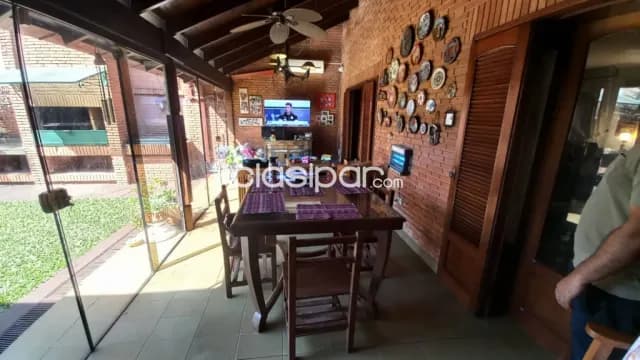 Las Mercedes: 500m2, casa en venta, grandes ambientes, 3 dormitorios, jardín, piscina, foto 5