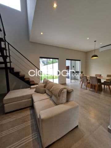 O vendo duplex a estrenar de 3 dormitorios loma merlo Luque cod av0709