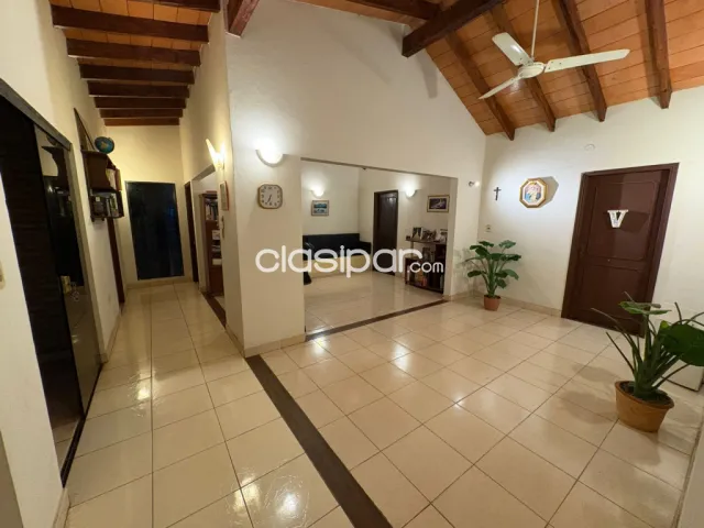 Casa en fdo de la mora norte, de 4 dormitorios, 4 cocheras, en esquina, foto 5