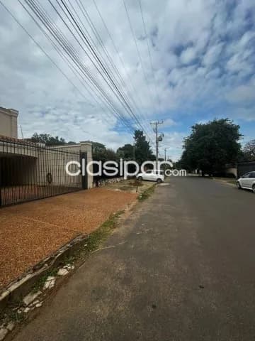 En venta Casa en Villa Adela cuarto Barrio de la ciudad de Luque, foto 3