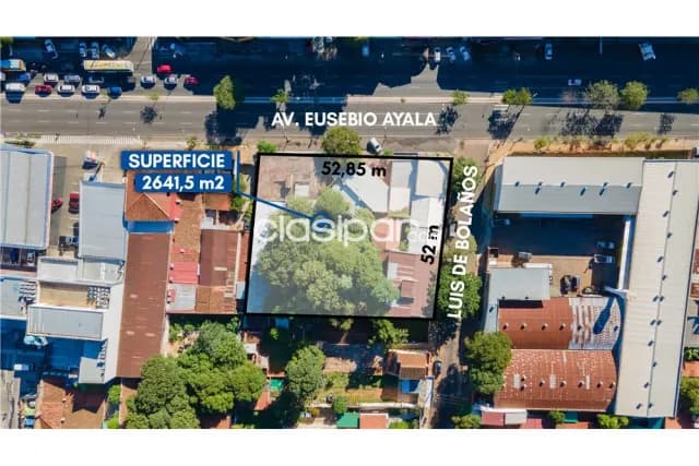 De propiedad comercial en esquina — foto 4