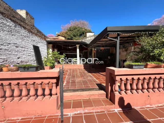 Casa en lambare barrio santa lucia, foto 2
