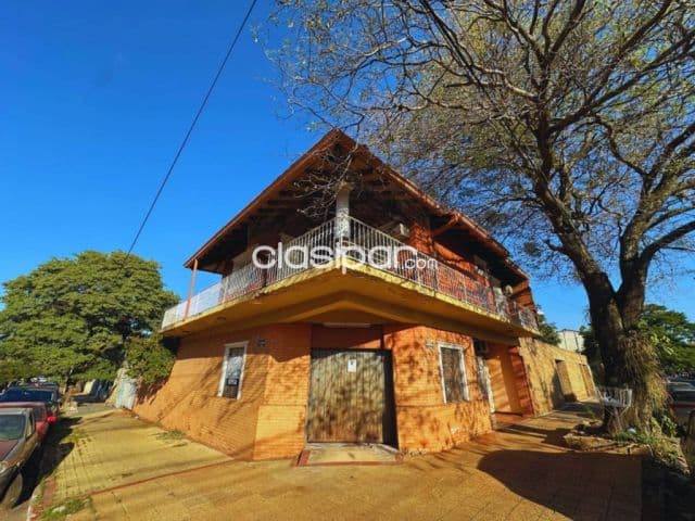 Casa de 5 dormitorios en barrio bernardino caballero