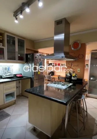 Se vende Casa de 5 Dormitorios en barrio Recoleta — foto 4