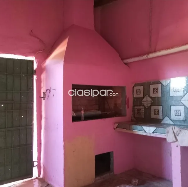 Amplia propiedad de 12 habitaciones con baños ideal para alquilar en Isla Bogado, Luque, foto 3