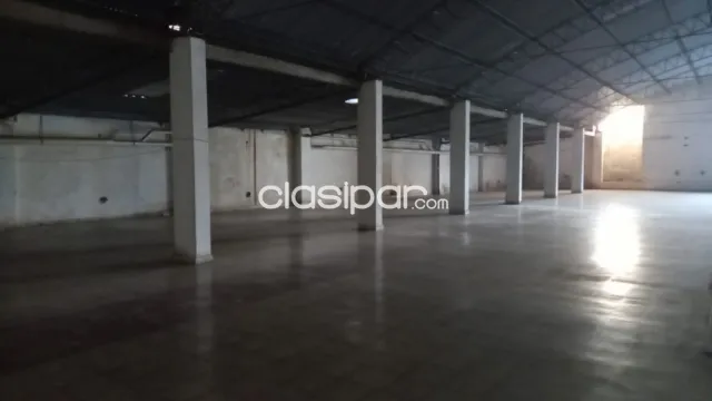 Excelente local comercial sobre la av. Venezuela!!, foto 3
