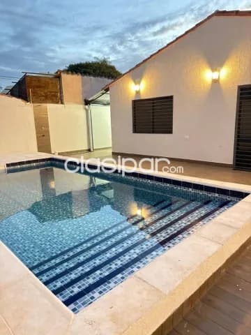 Hermosa casa completamente refaccionada a nueva, en Luque zona palacio de justicia — foto 5