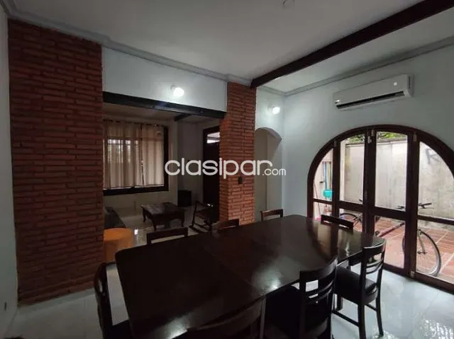 Barrio Jara: 344 m2, hermosa casa p/ arreglos, 3 suites, jardín, piscina, 280.000 usd, foto 5