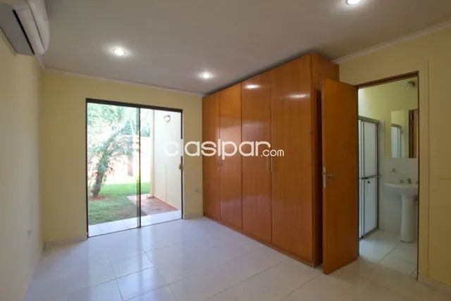 Casa en Luque zona conmebol en condominio cod 4994 — foto 3