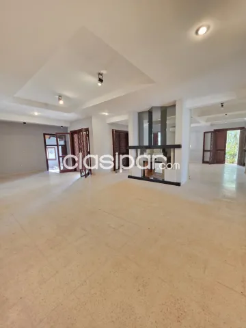 Residencia de 1.815 m2 en el Barrio Recoleta - CLHO7304667 — foto 2