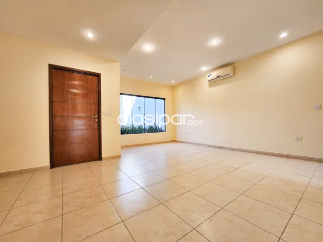Duplex con piscina en Luque zona conmebol cod 5748 — foto 5