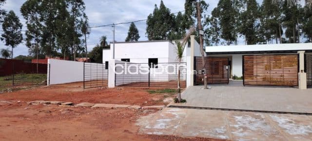 Duplex a estrenar en Luque barrio canada garay cod 5414